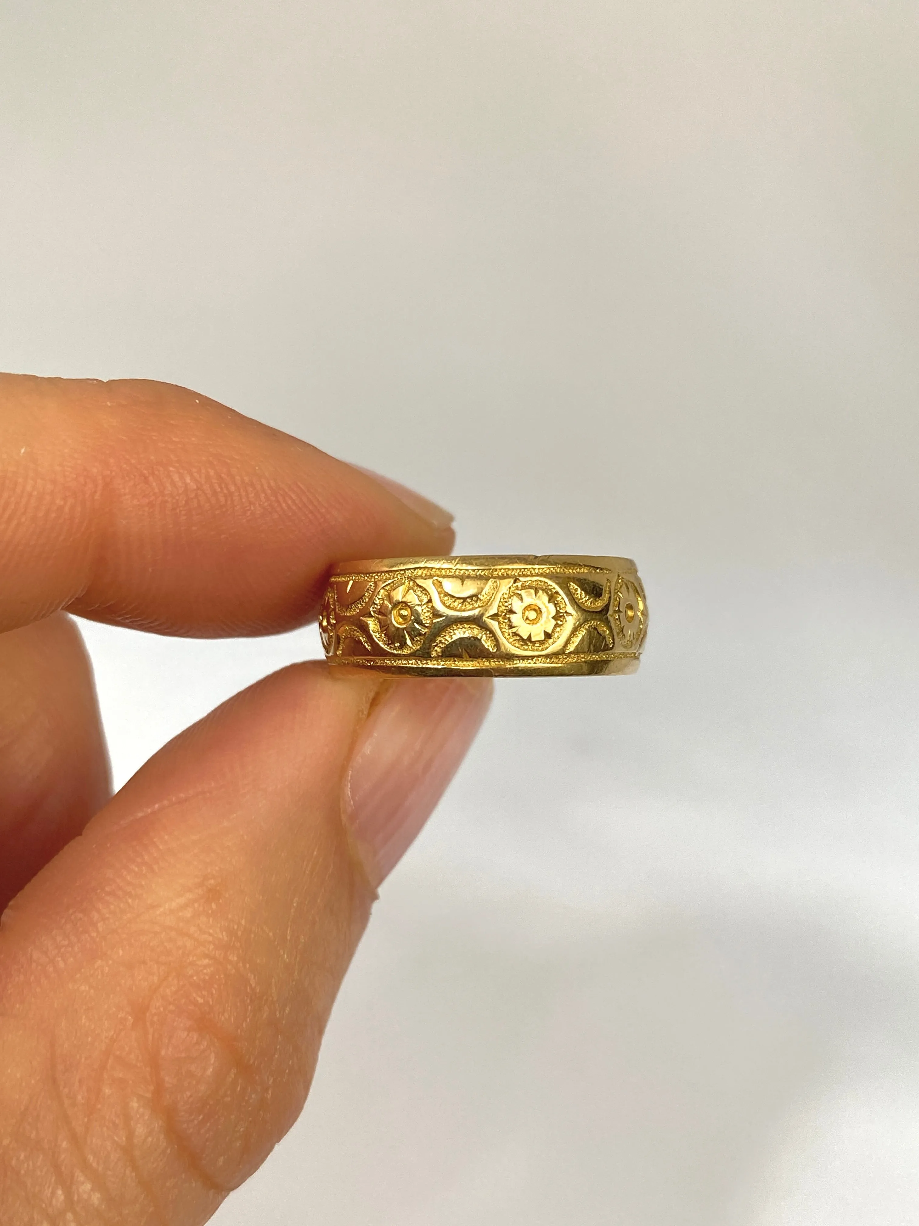 Antique, Victorian, 18ct Gold, Engraved (Orange Blossom) Wedding /Stacking Band, Hallmarked, 18ct Gold, Birmingham