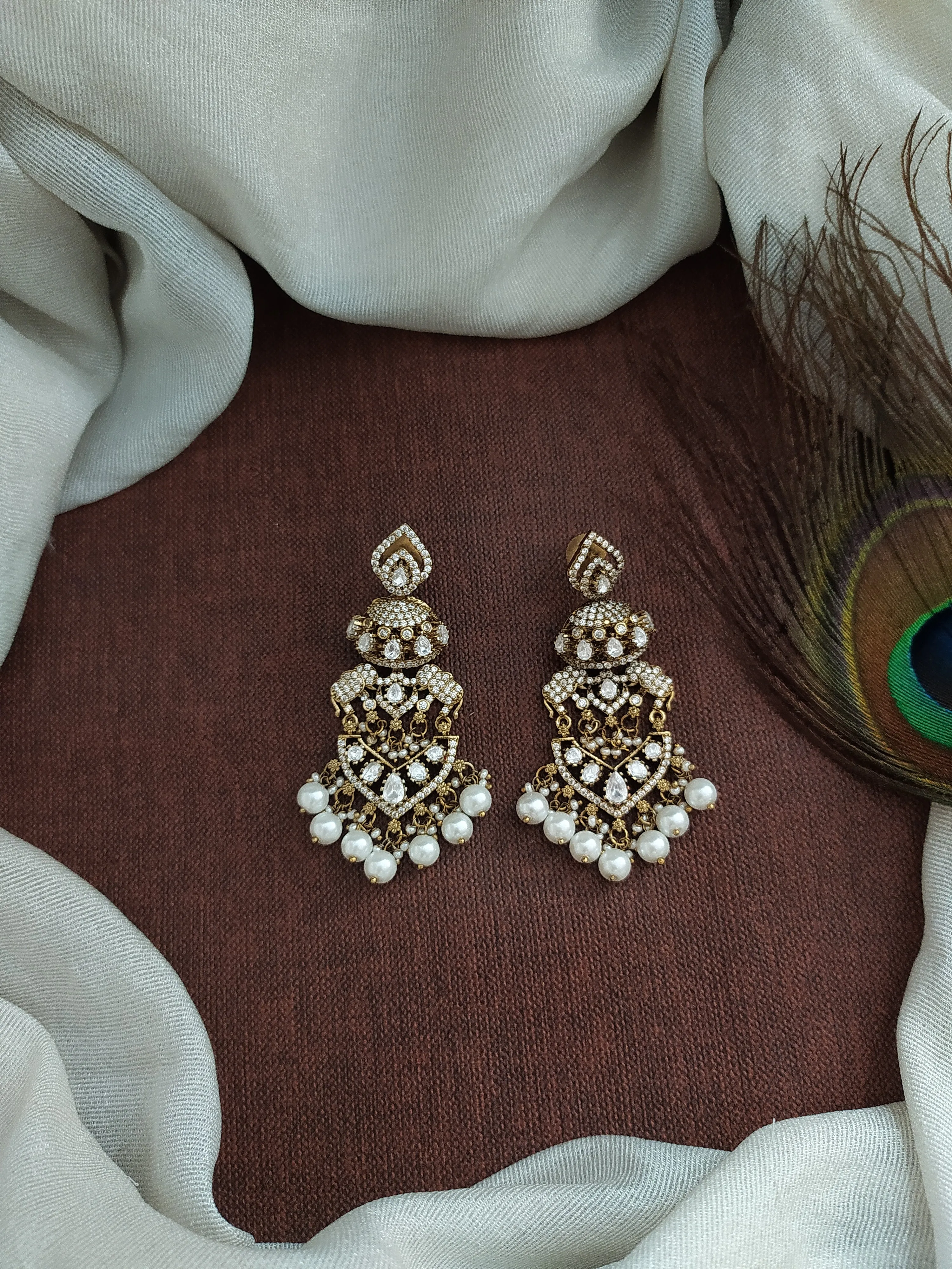 Captivate with Victorian Elegance Uncut Polki Stone Earrings