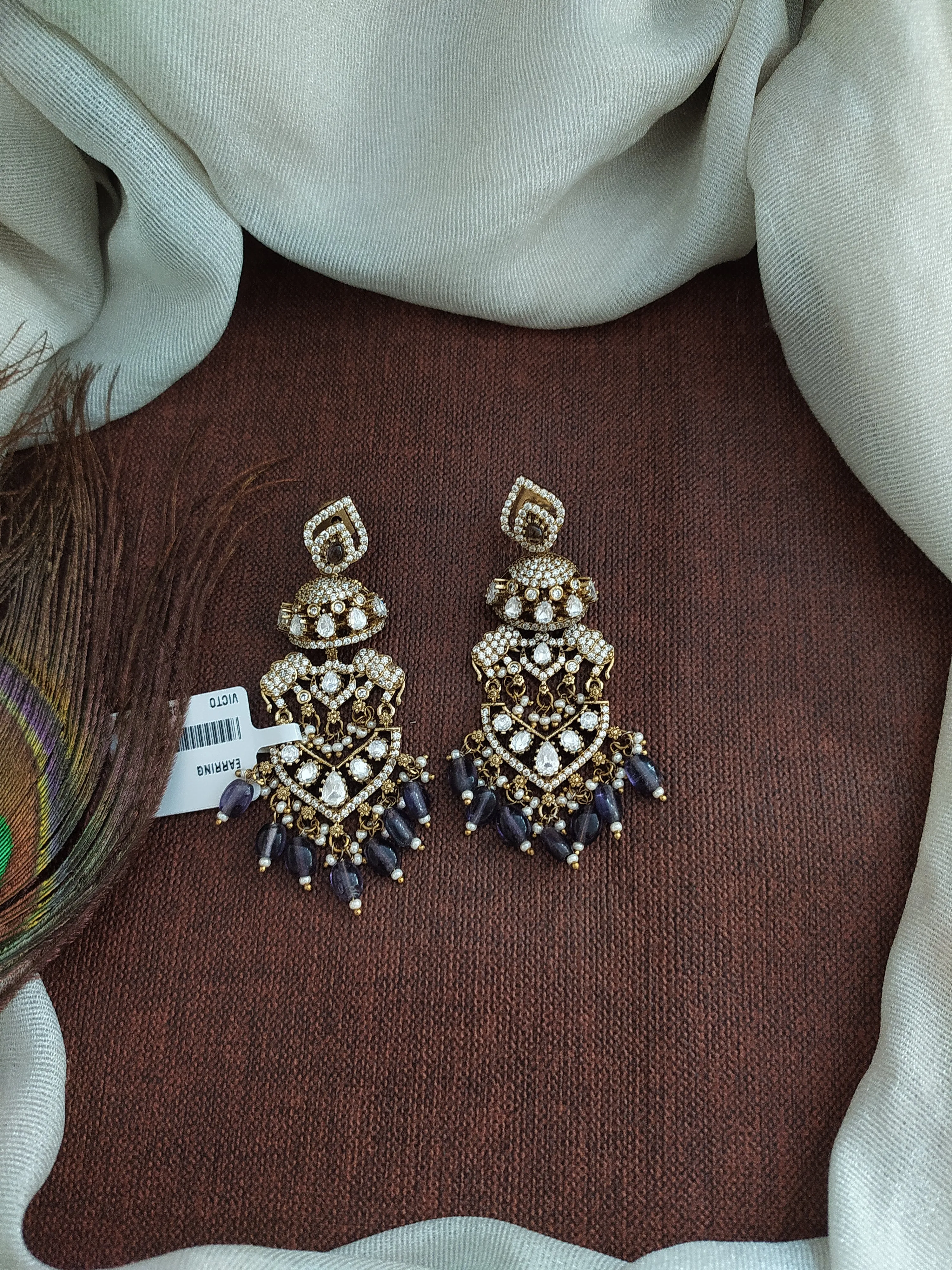 Captivate with Victorian Elegance Uncut Polki Stone Earrings