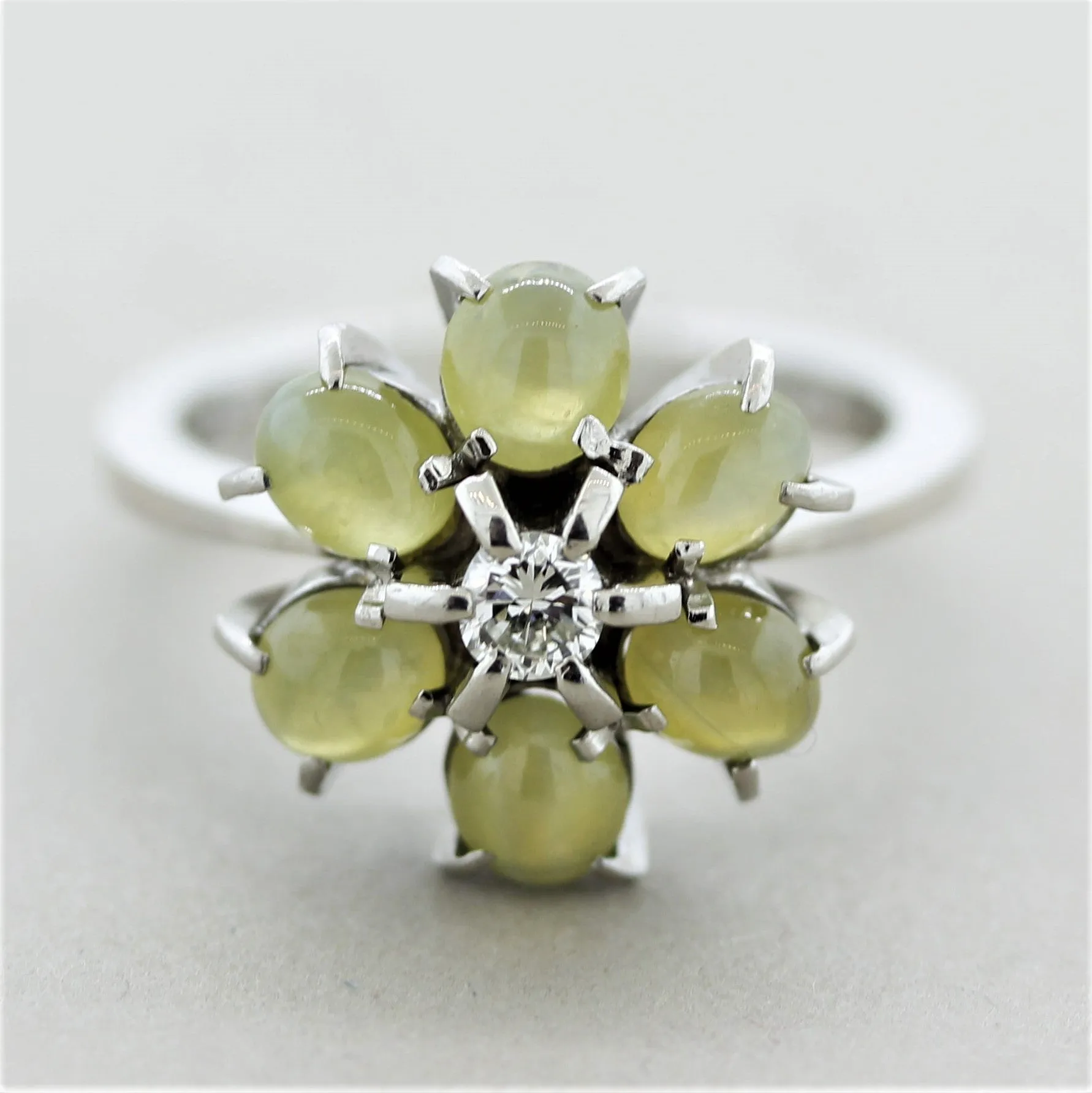 Estate Cat’s Eye Chrysoberyl Diamond Platinum Flower Ring 3.08CTW