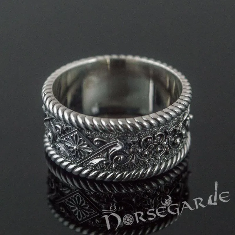 Handcrafted Norse Floral Ornament Band - Sterling Silver