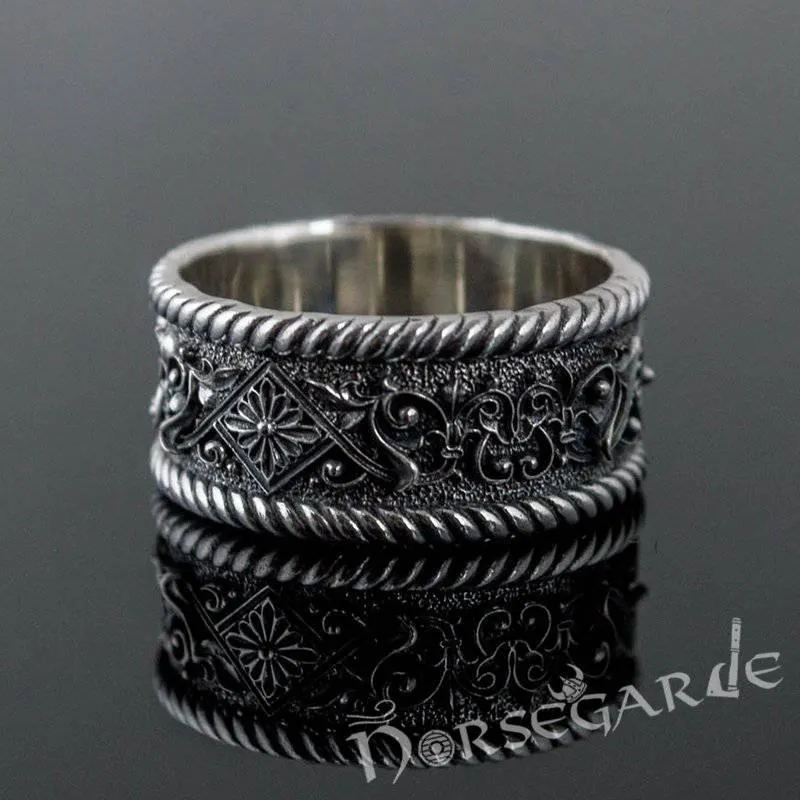 Handcrafted Norse Floral Ornament Band - Sterling Silver