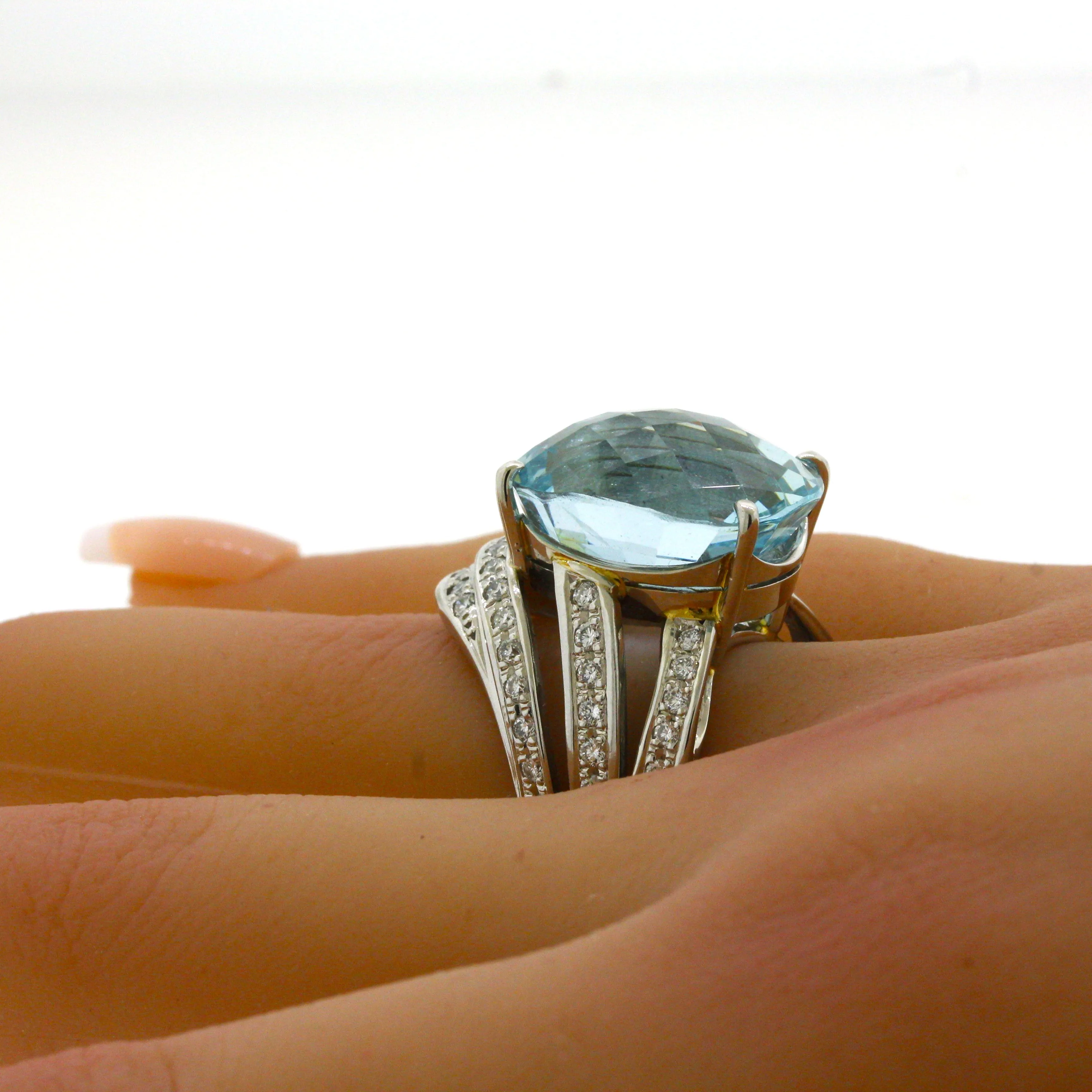 Large 20.10 Carat Aquamarine Diamond Platinum Cocktail Ring