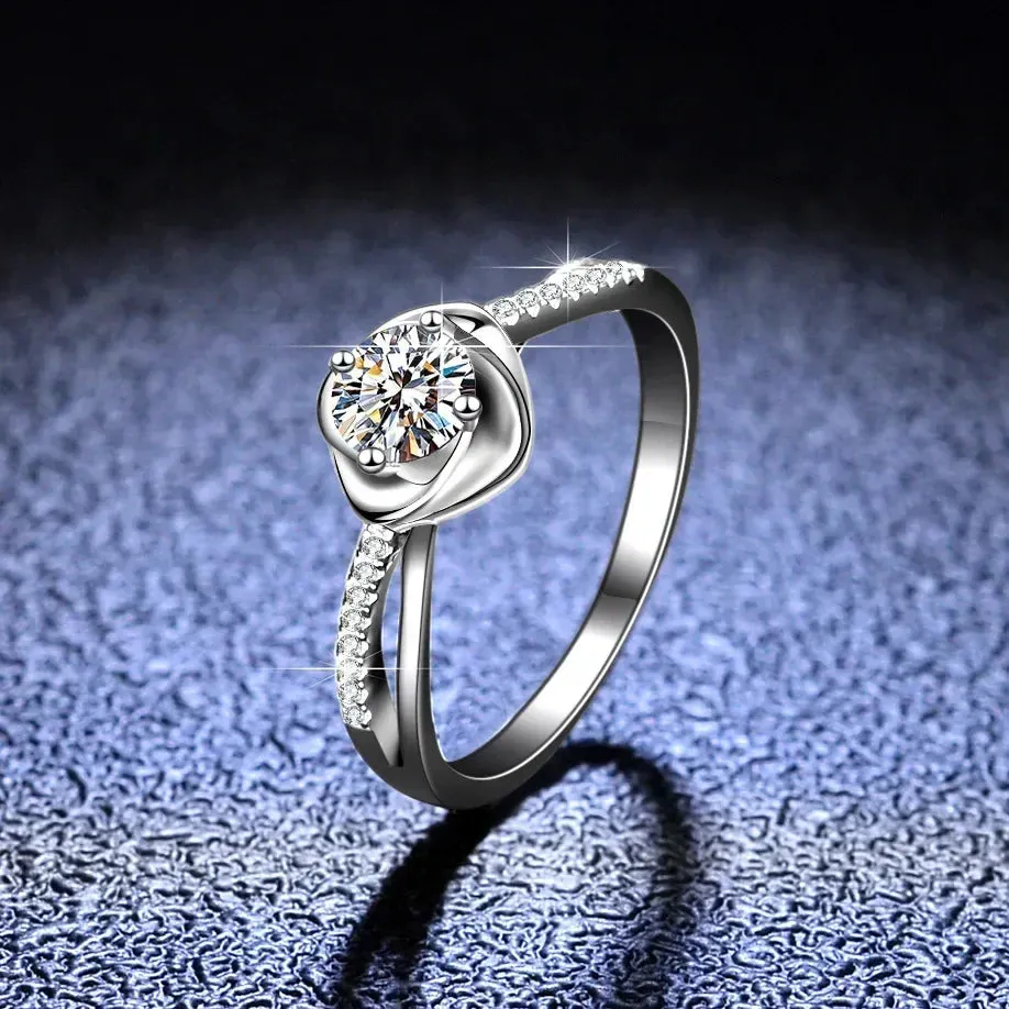 Luxury Moissanite Diamond Ring