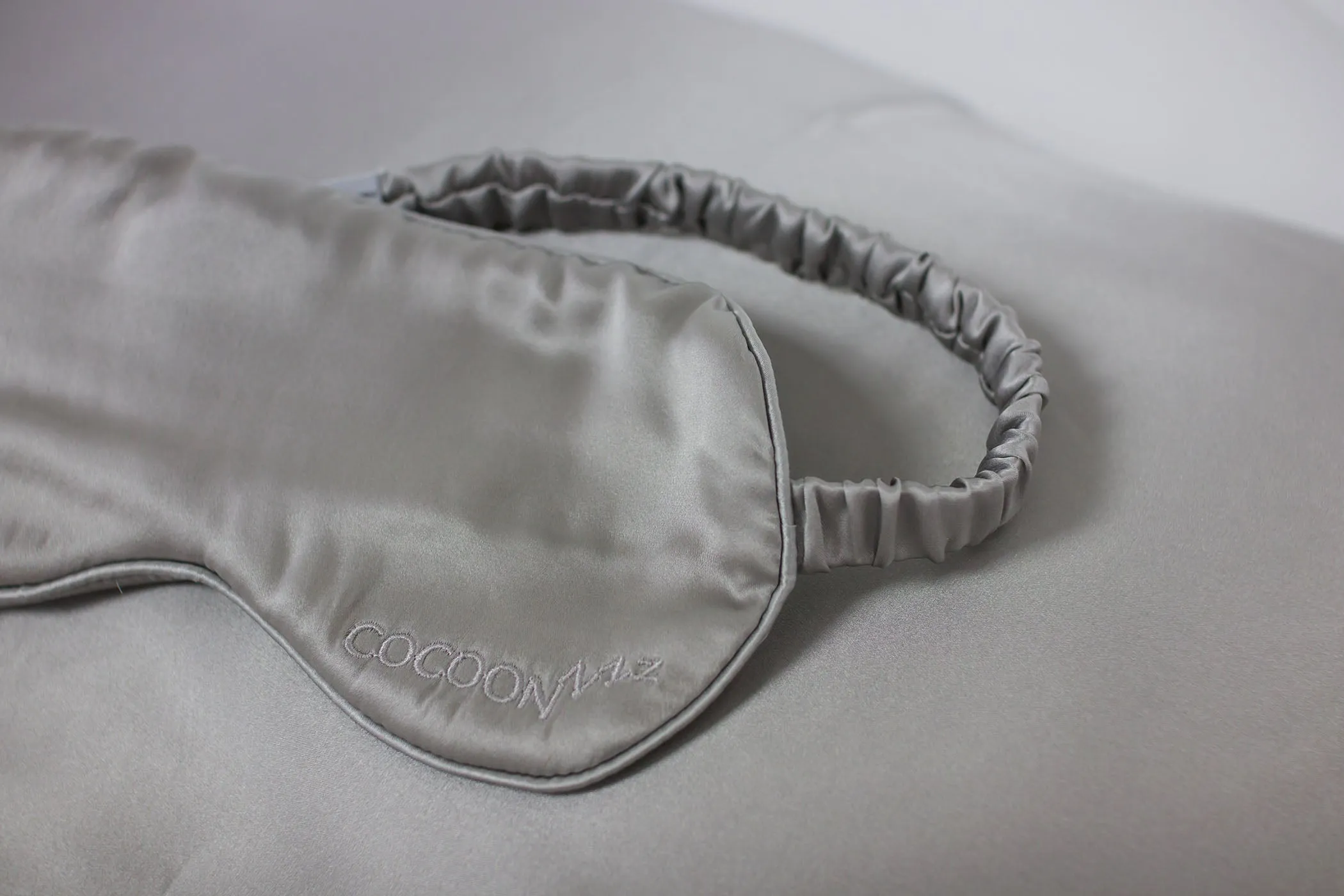 Mulberry Silk Eye Mask - Platinum