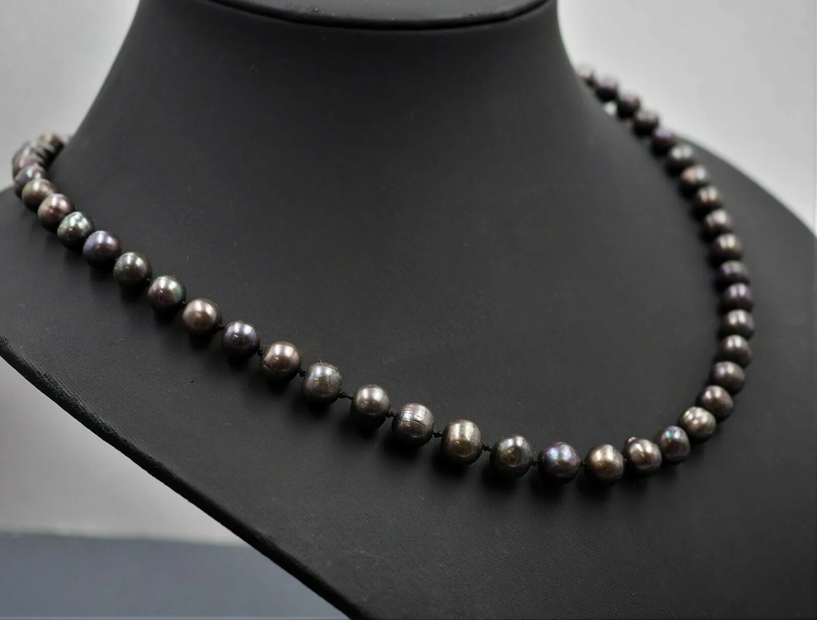 Strand of Black Freshwater PEARLS of Good Lustre with 9ct Yellow Gold Ball Clasp