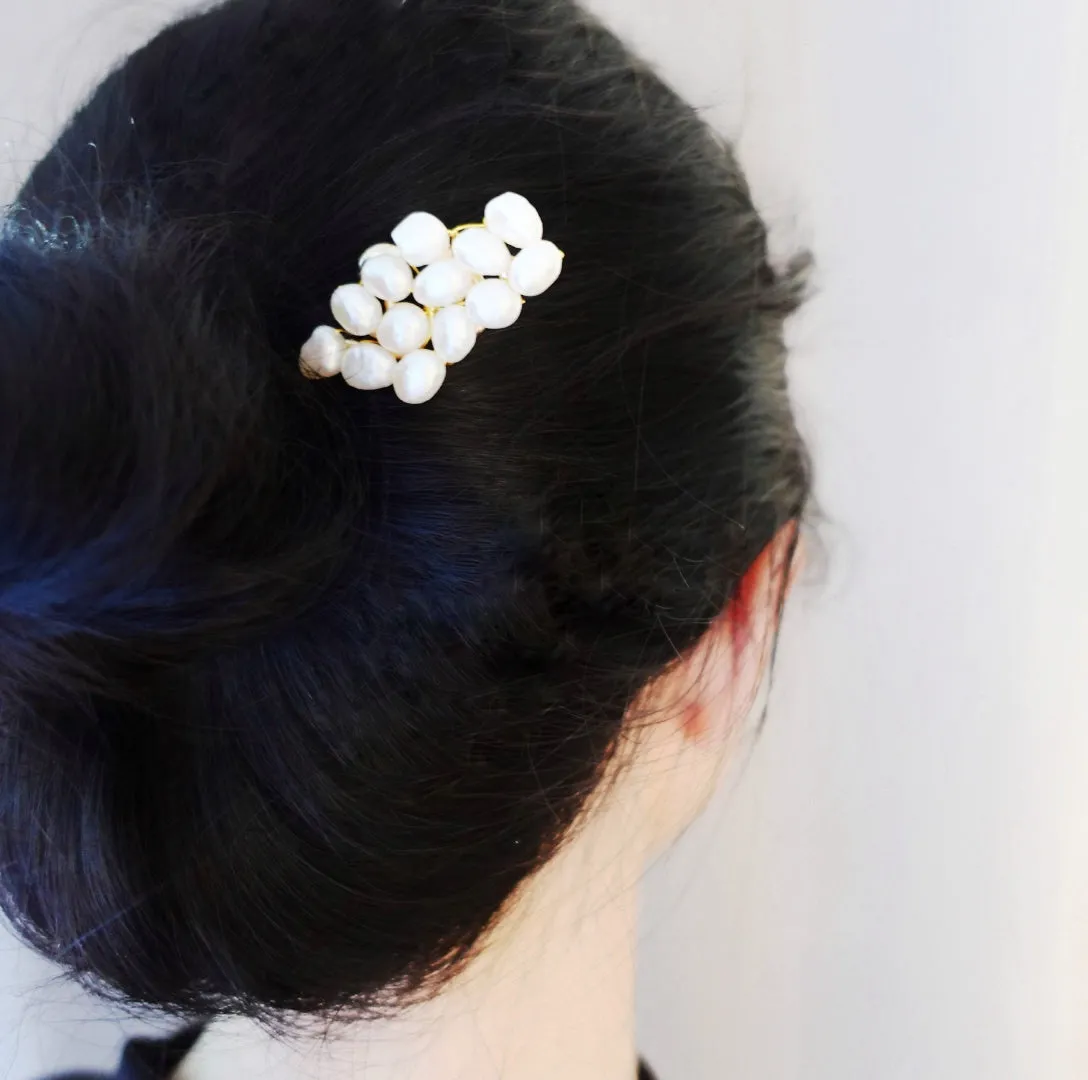 The Cloud Baroque Pearl Hairpin