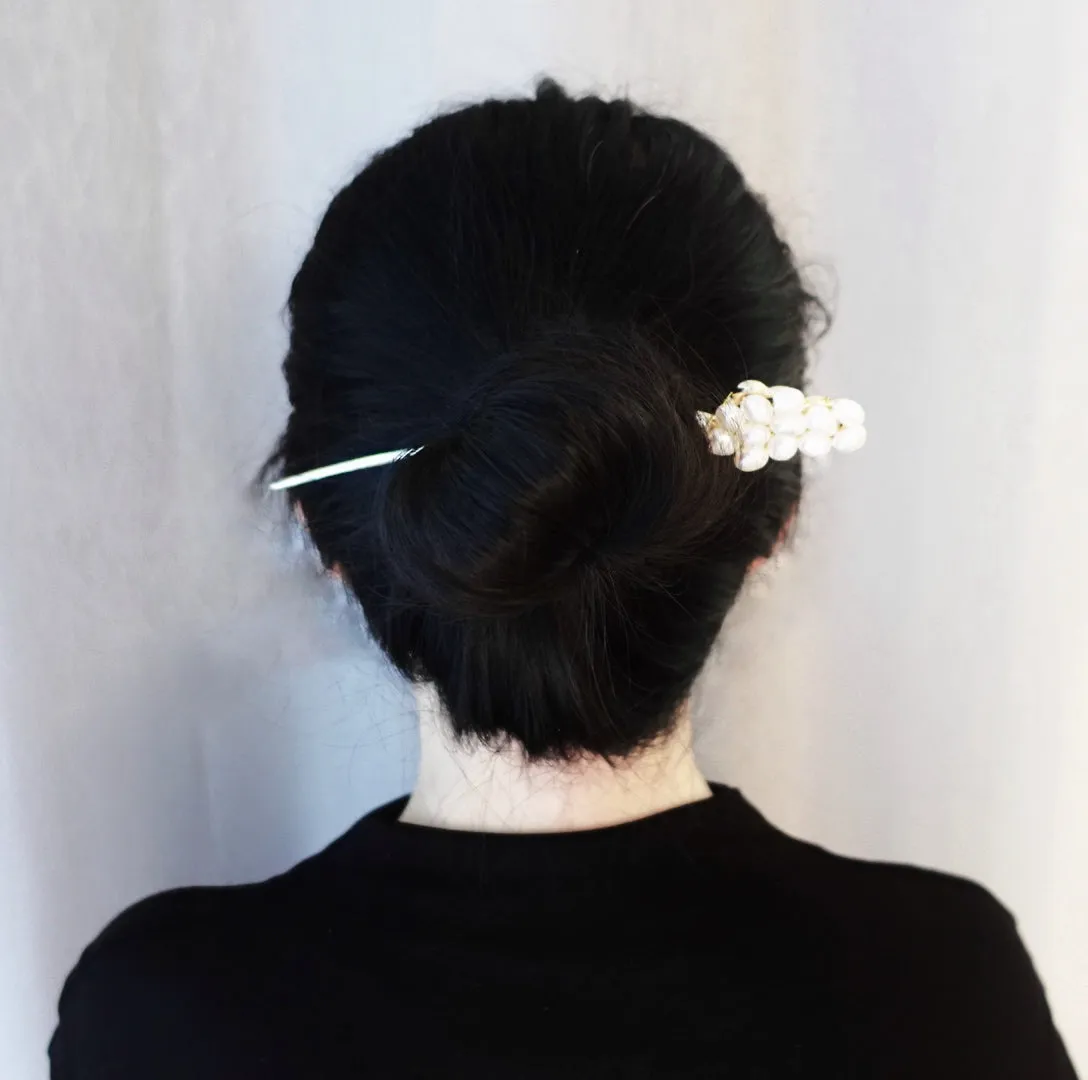 The Cloud Baroque Pearl Hairpin