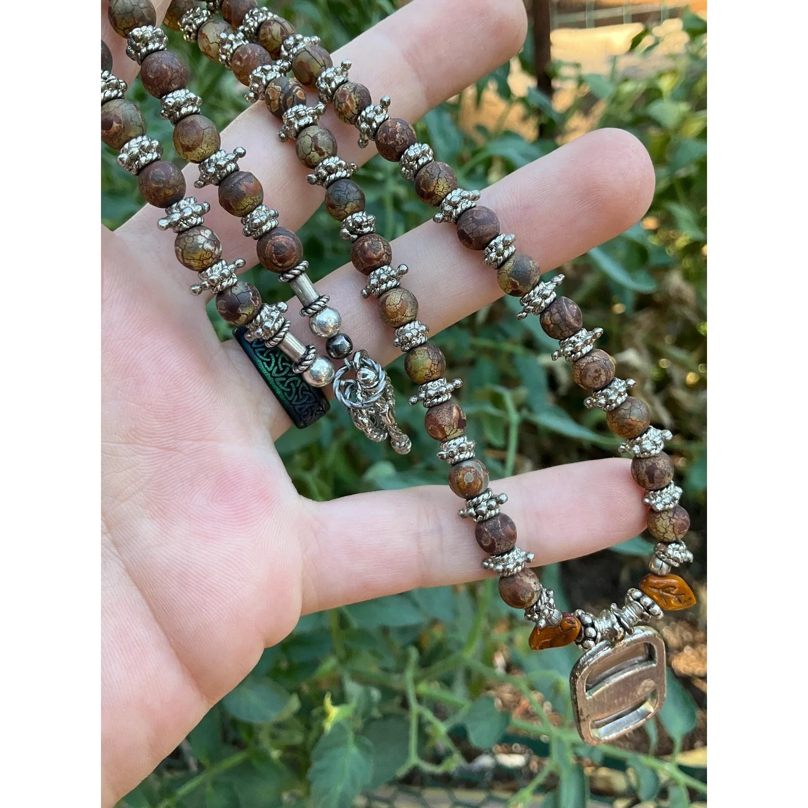 Tibetan Agate Elegant Beaded Necklace